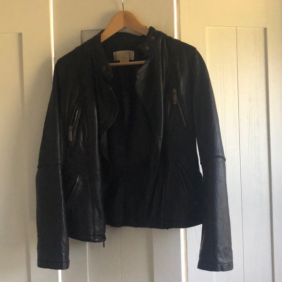 Leather jacket - Picture 2 of 2